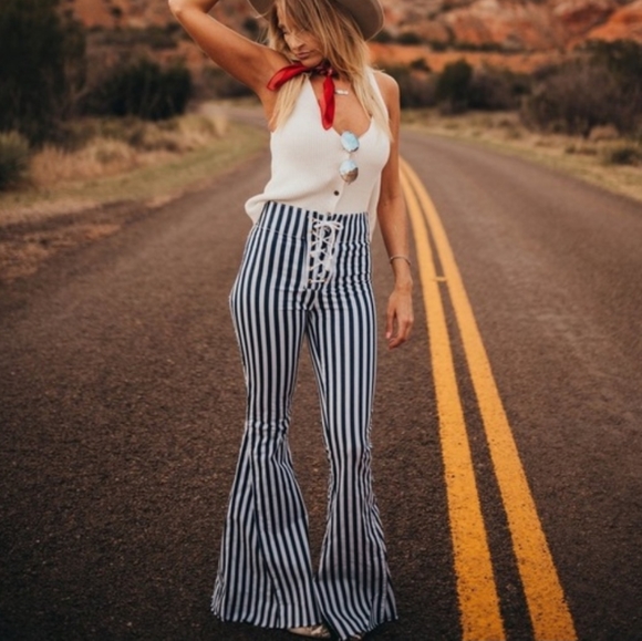 Show Me Your Mumu Berkeley Tie Up Bells Nautical new! - Picture 8 of 13